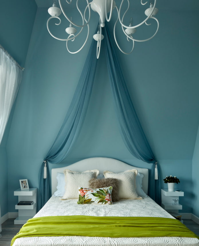 Toldo em haste em tons de azul