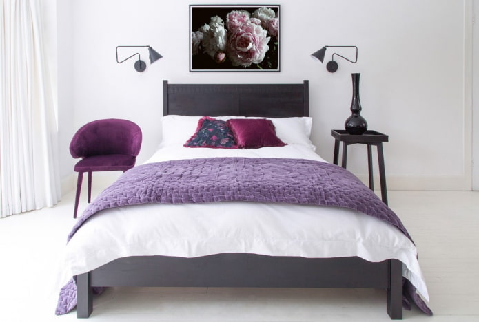cama na cor wengué no interior do quarto