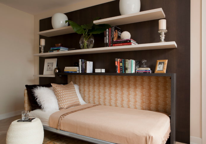 cama com mecanismo de elevação horizontal