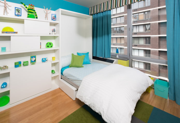 cama embutida no quarto das crianças