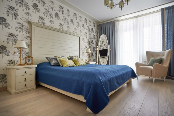 cama de madeira em estilo provençal