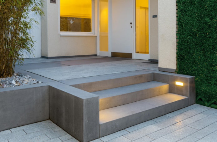 casa com varanda de concreto