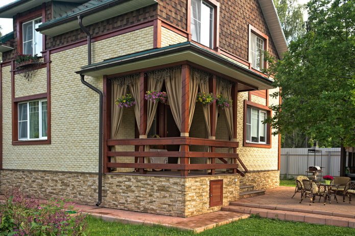 projeto de extensão de varanda para uma casa
