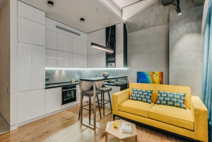 cozinha e sala de estar quadradas de 16 m²