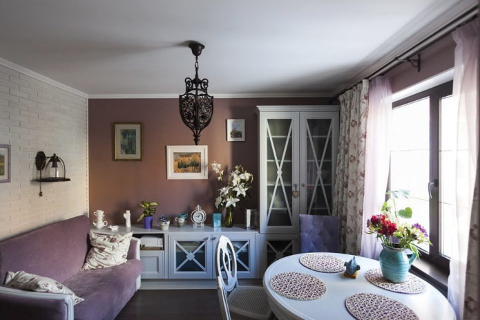 design de uma pequena cozinha-sala de estar sala no estilo provençal