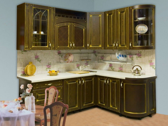 cozinha escura com pátina