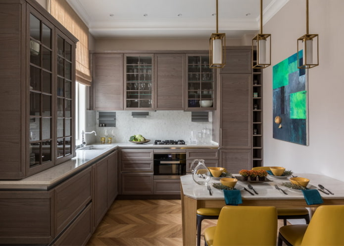 fachada de vidro combinada em uma cozinha de canto