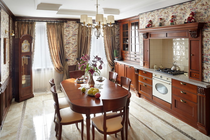 móveis no interior de uma cozinha clássica