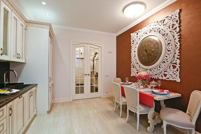 decoração no interior de uma cozinha clássica