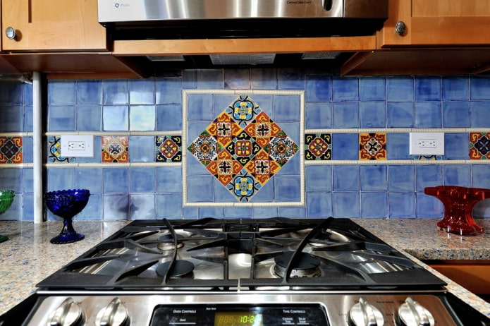 Azulejos acima do fogão