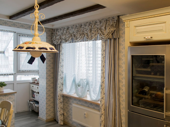 combinação de lambrequim com cortinas