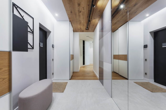 laminado no teto do corredor