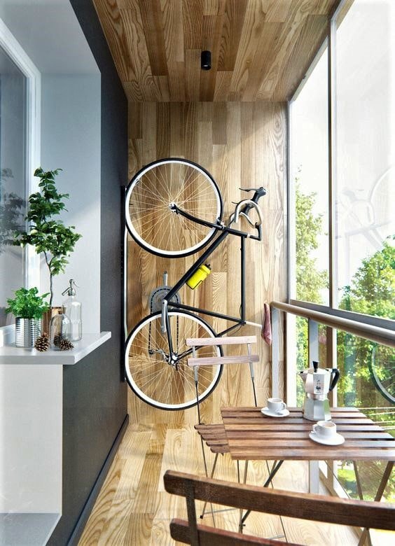 acabamento de uma loggia com laminado