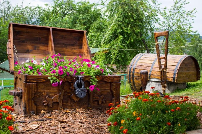decoração de jardim em estilo campestre