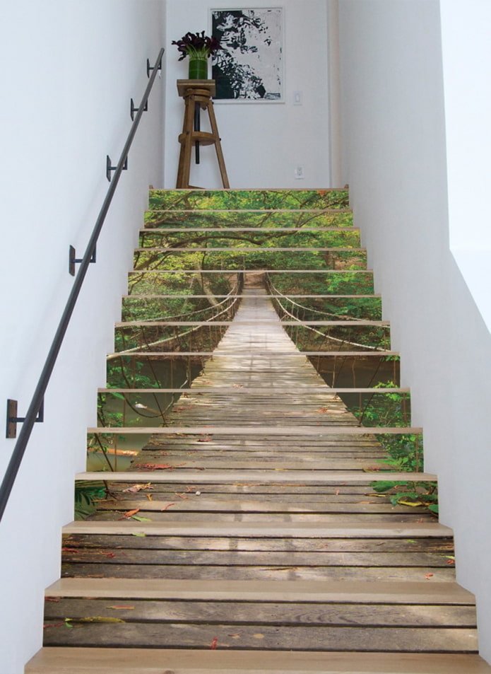 decoração de escadas no interior de uma casa particular