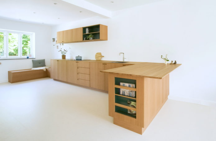 linóleo branco no interior da cozinha