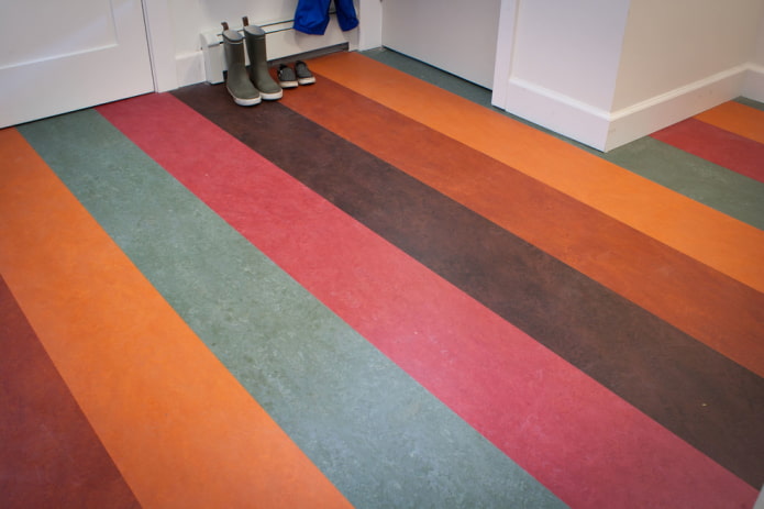 piso multicolorido