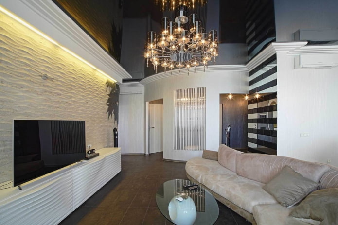 teto tenso com lustre no interior