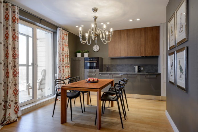 lustre sobre a mesa de jantar na cozinha
