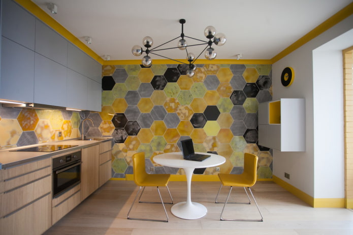 lustre no interior da cozinha em estilo moderno