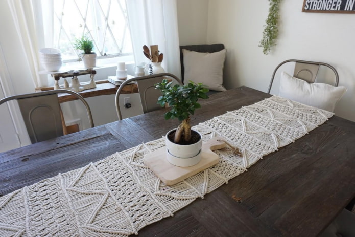 caminho de mesa estilo boho