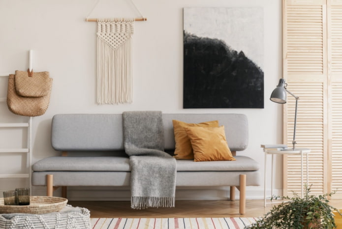 decorar a parede acima do sofá