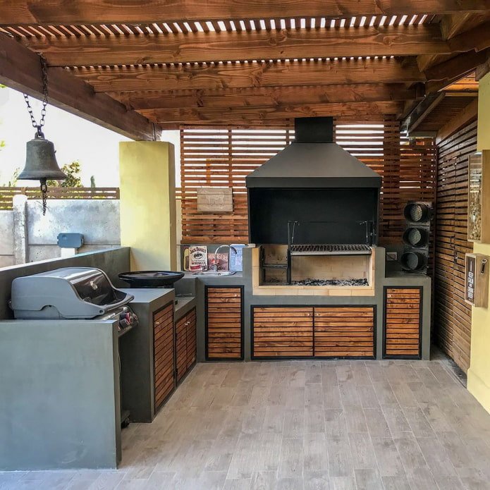 cozinha de verão com churrasqueira