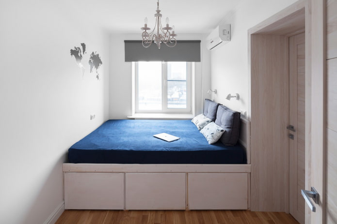 Cama com espaço de armazenamento