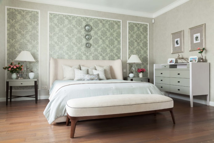 moldings in the bedroom interior