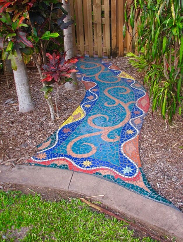 caminho em mosaico no exterior