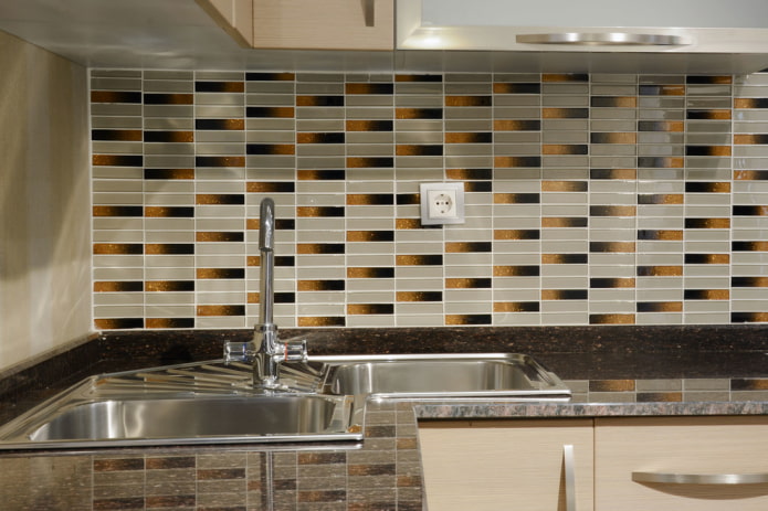 mosaico retangular na cozinha