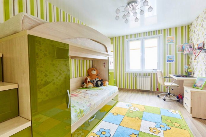 Teto tenso de nível único no quarto infantil