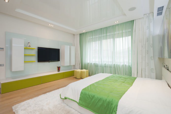 teto branco no quarto