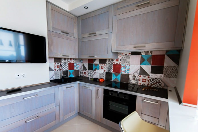 Azulejos de retalhos na cozinha