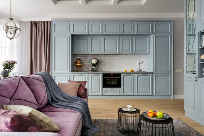 móveis no interior em estilo neoclássico