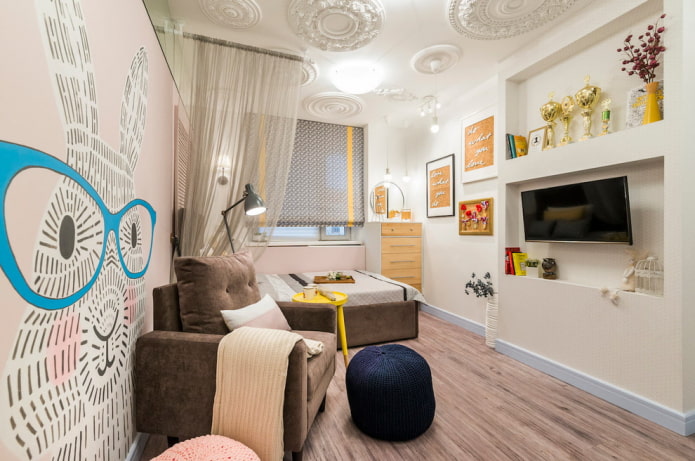 parede com nichos no interior do quarto de uma criança