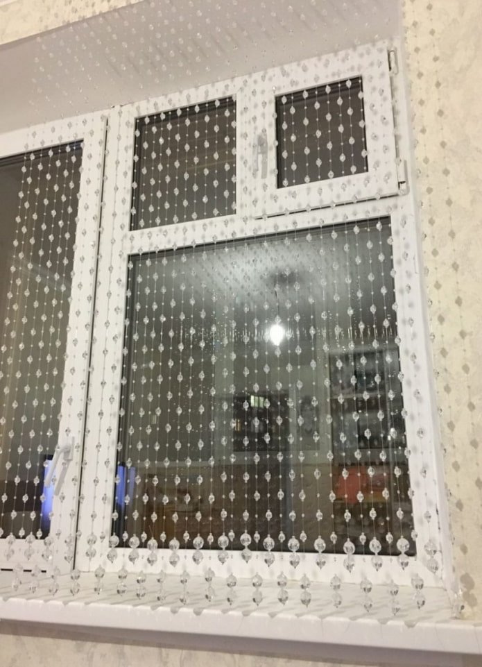 design de cortinas de linha no interior da cozinha