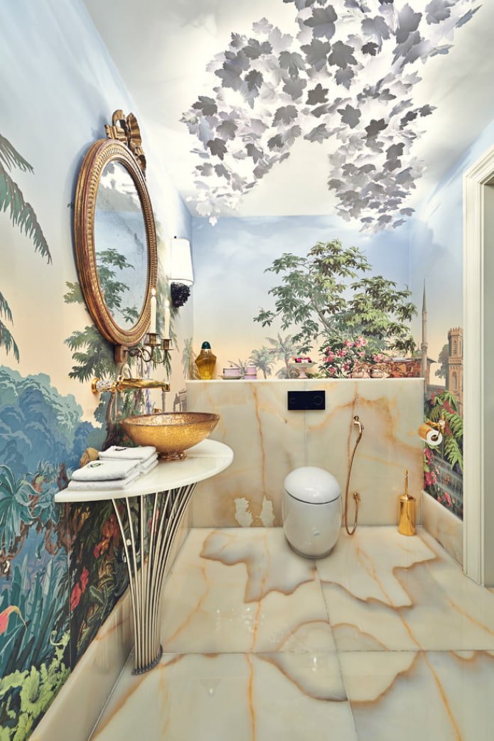 Papel de parede fotográfico no interior do banheiro