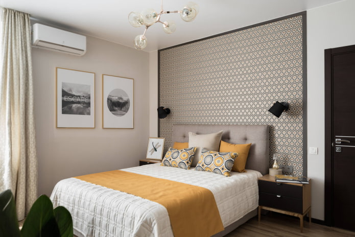 Papel de parede na cabeceira da cama e nas laterais