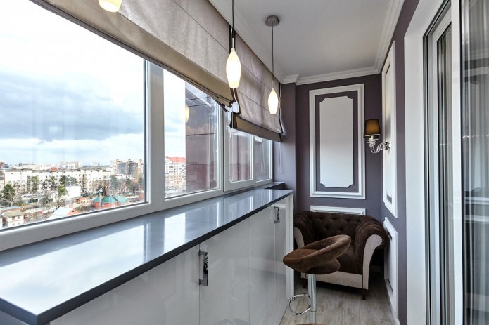 Persianas romanas na loggia
