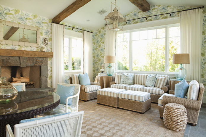 papel de parede com estampa floral em estilo country