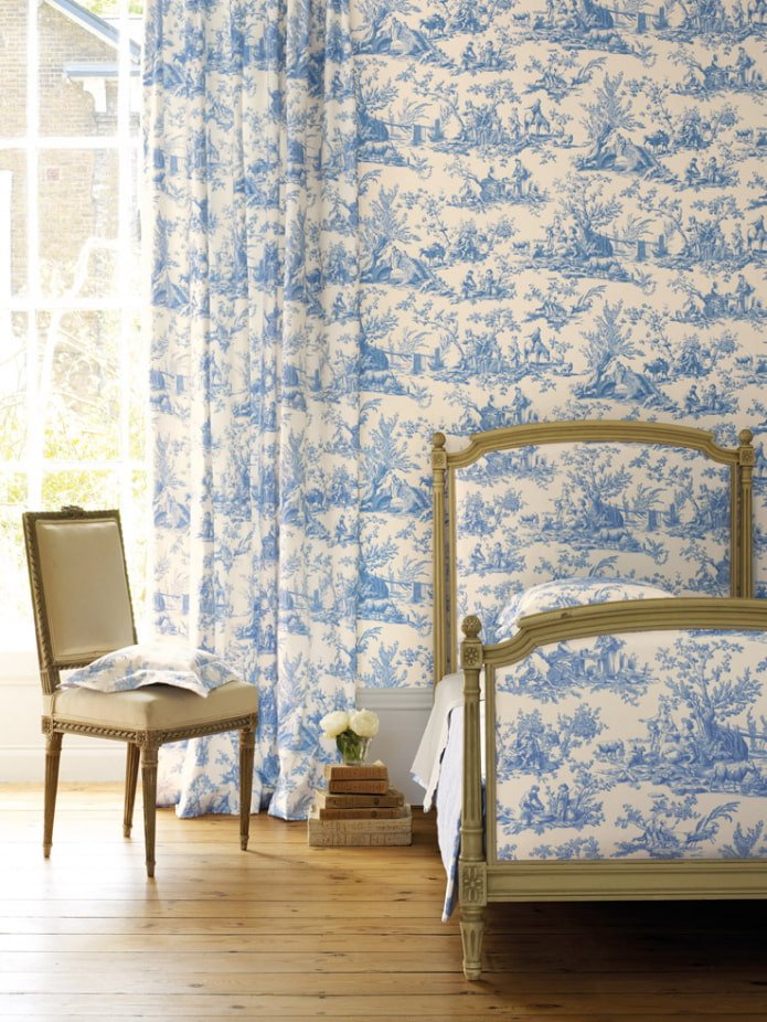 Cortinas e papel de parede com um único padrão