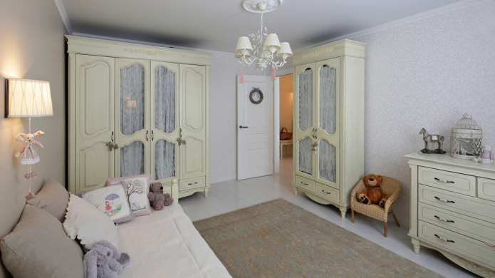 quarto infantil em estilo provençal