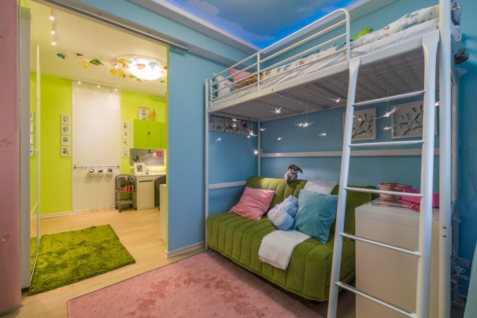quarto infantil em um prédio da era Khrushchev