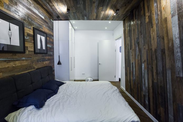 Laminado na parede e no teto do quarto