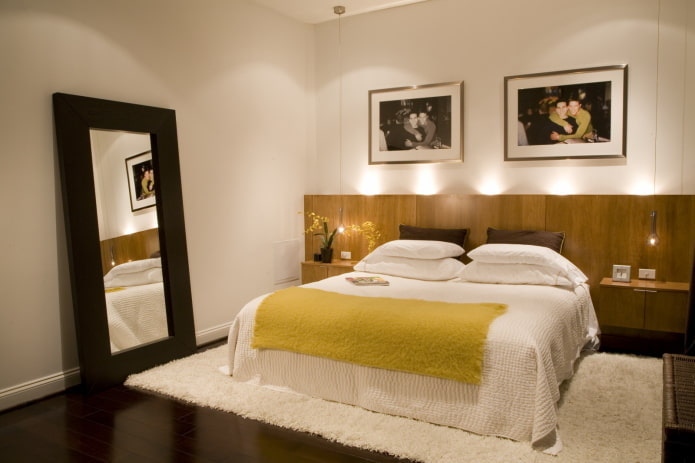 fotos acima da cama no interior