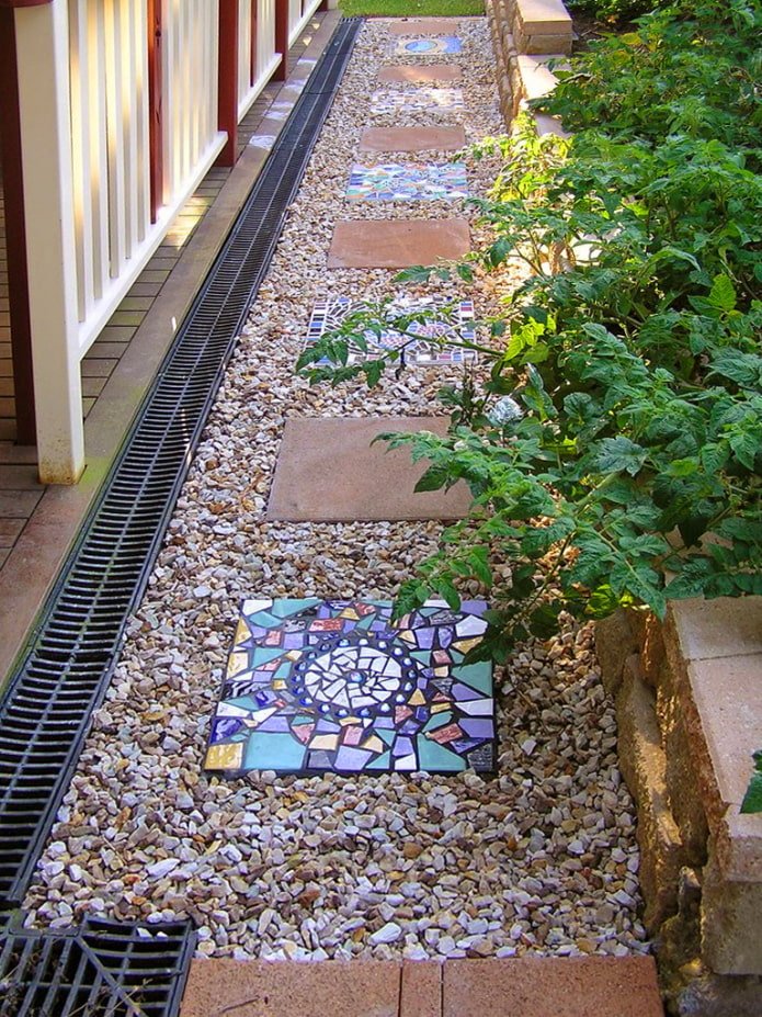 Caminho de Mosaico Quebrado