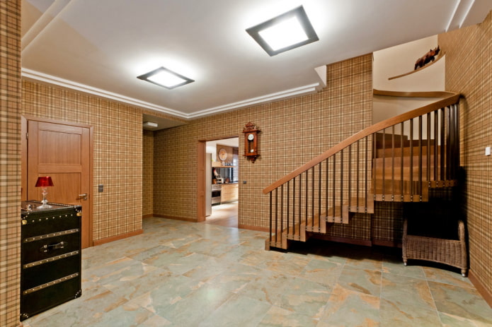 iluminação no corredor no interior da casa