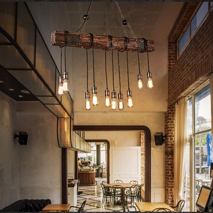 Luminária pendente de toras em estilo loft
