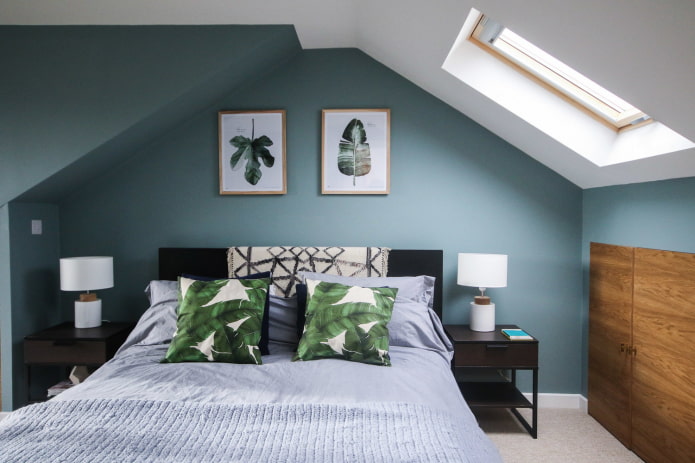 quarto moderno no sótão